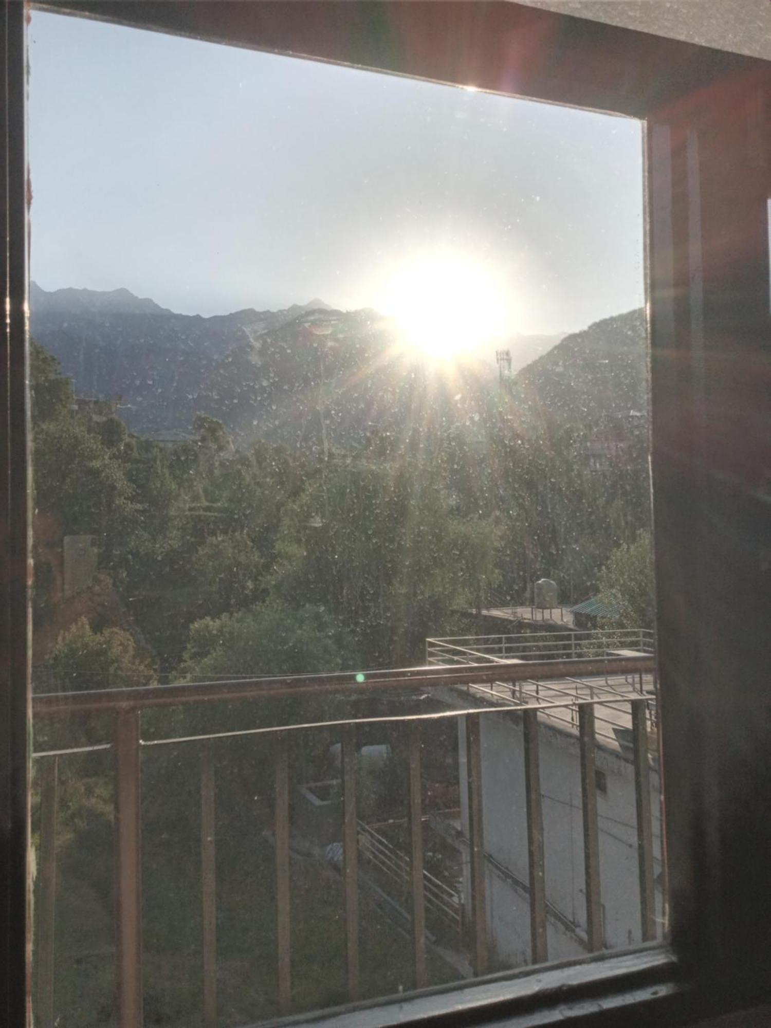 Nirmal Homestay Dharamshala Dış mekan fotoğraf
